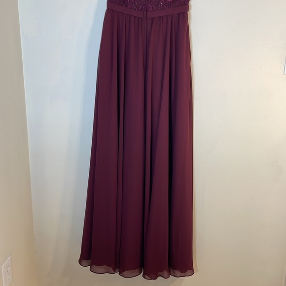 NWT. Kennedy Blue 6 Sequin & Bead Illusion Lace And Chiffon Halter A-Line Gown. - Picture 13 of 13